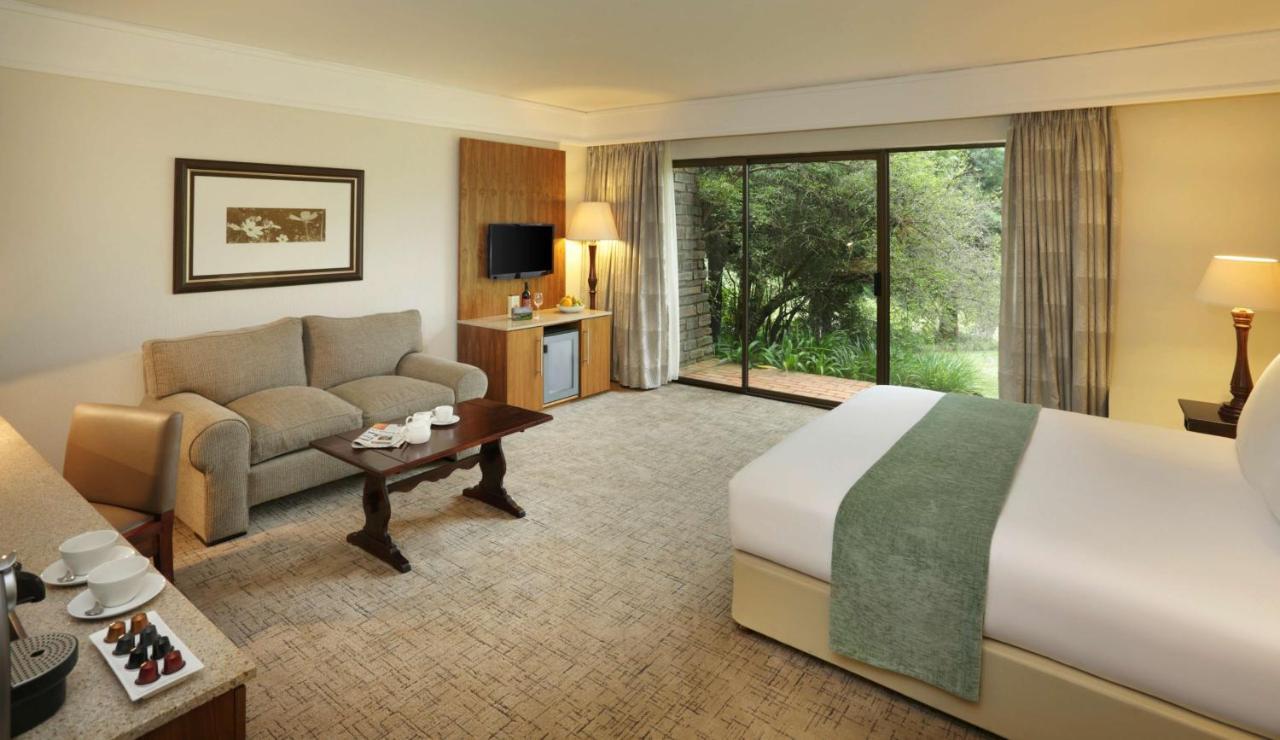 Drakensberg Sun Resort Cathkin Park Exterior photo